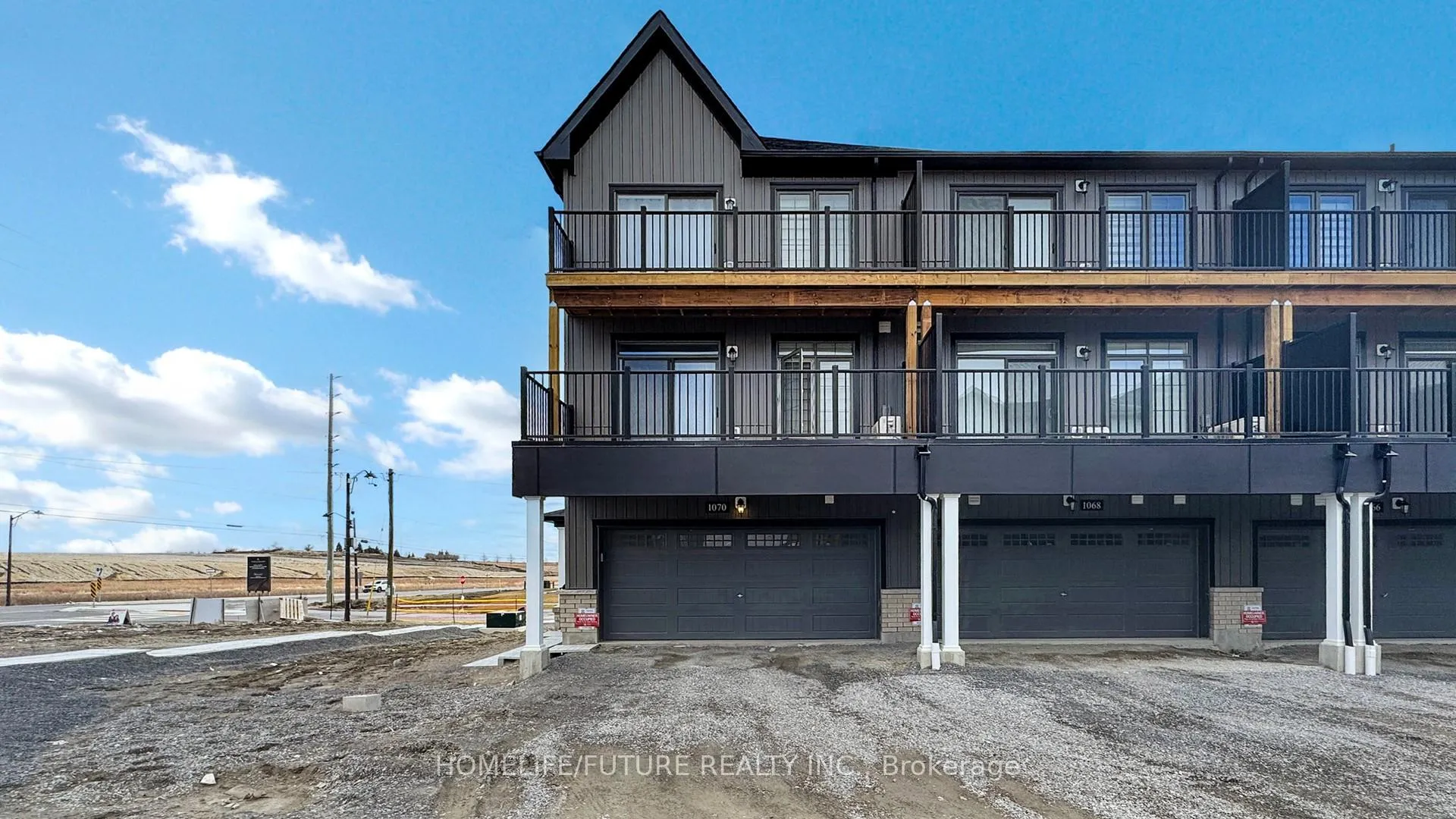 Photo 38 of 1070 Dyas Avenue, Oshawa, Kedron — HOMEH