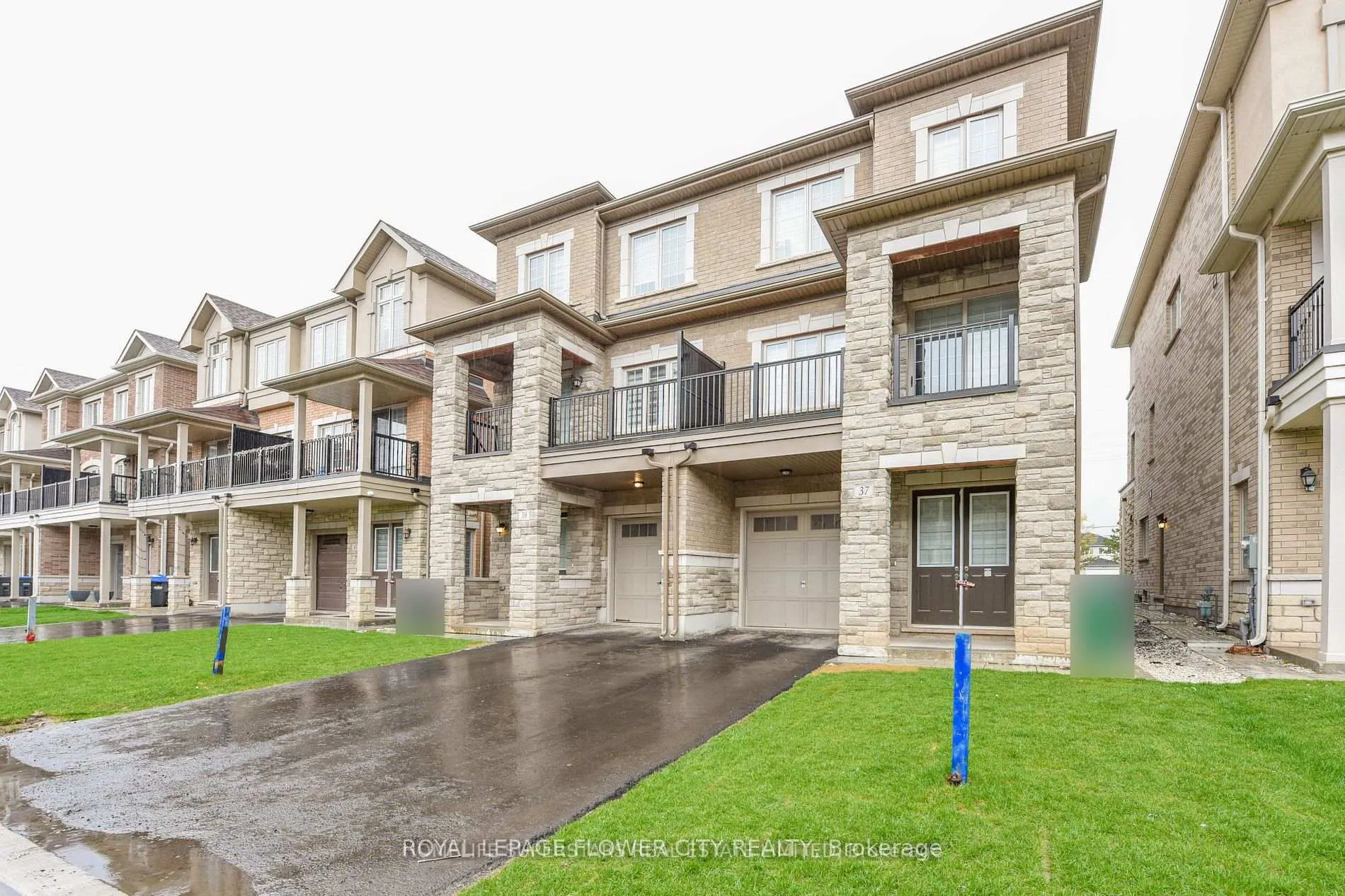 Photo 2 of Unit Upper, 37 Hashmi Place, Brampton, Credit Valley — HOMEH