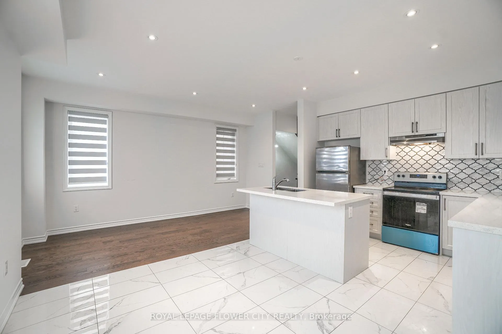 Photo 10 of Unit Upper, 37 Hashmi Place, Brampton, Credit Valley — HOMEH