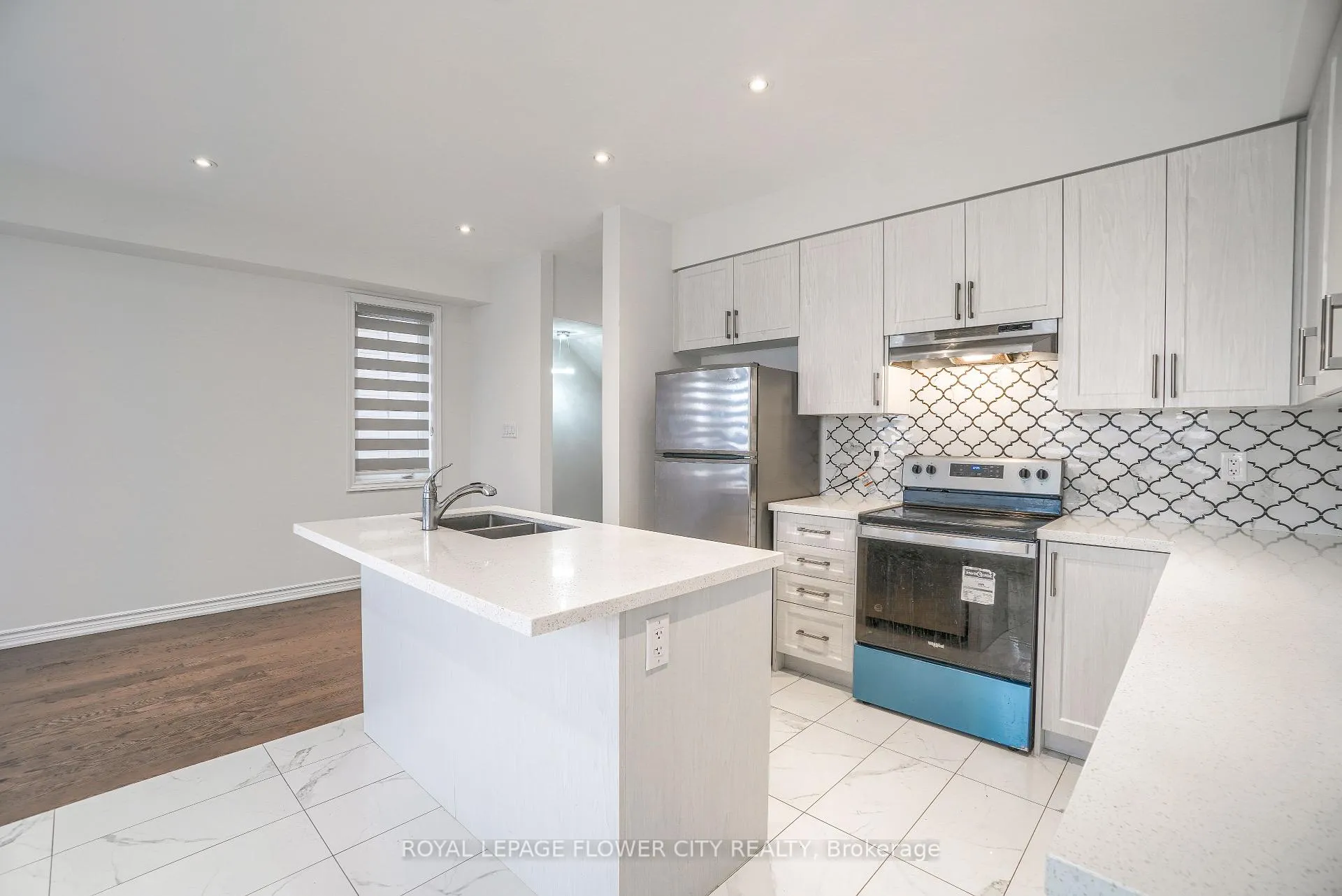 Photo 13 of Unit Upper, 37 Hashmi Place, Brampton, Credit Valley — HOMEH