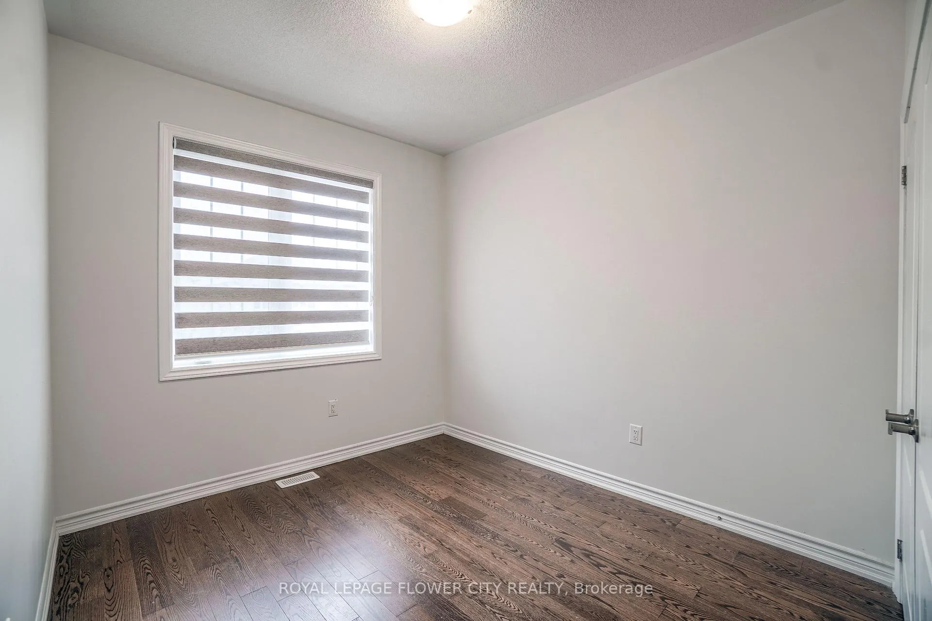 Photo 29 of Unit Upper, 37 Hashmi Place, Brampton, Credit Valley — HOMEH