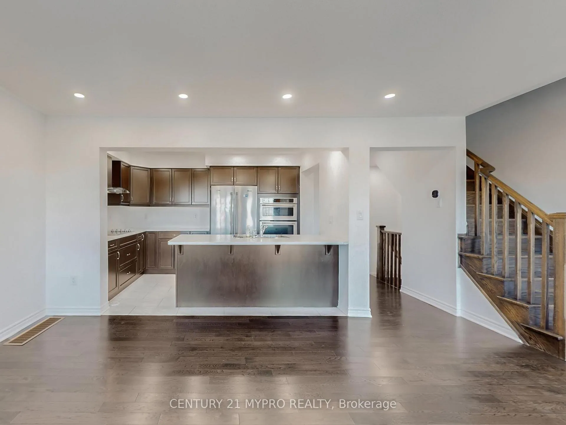 Photo 6 of 2513 Fall Harvest Crescent, Pickering, Rural Pickering — HOMEH