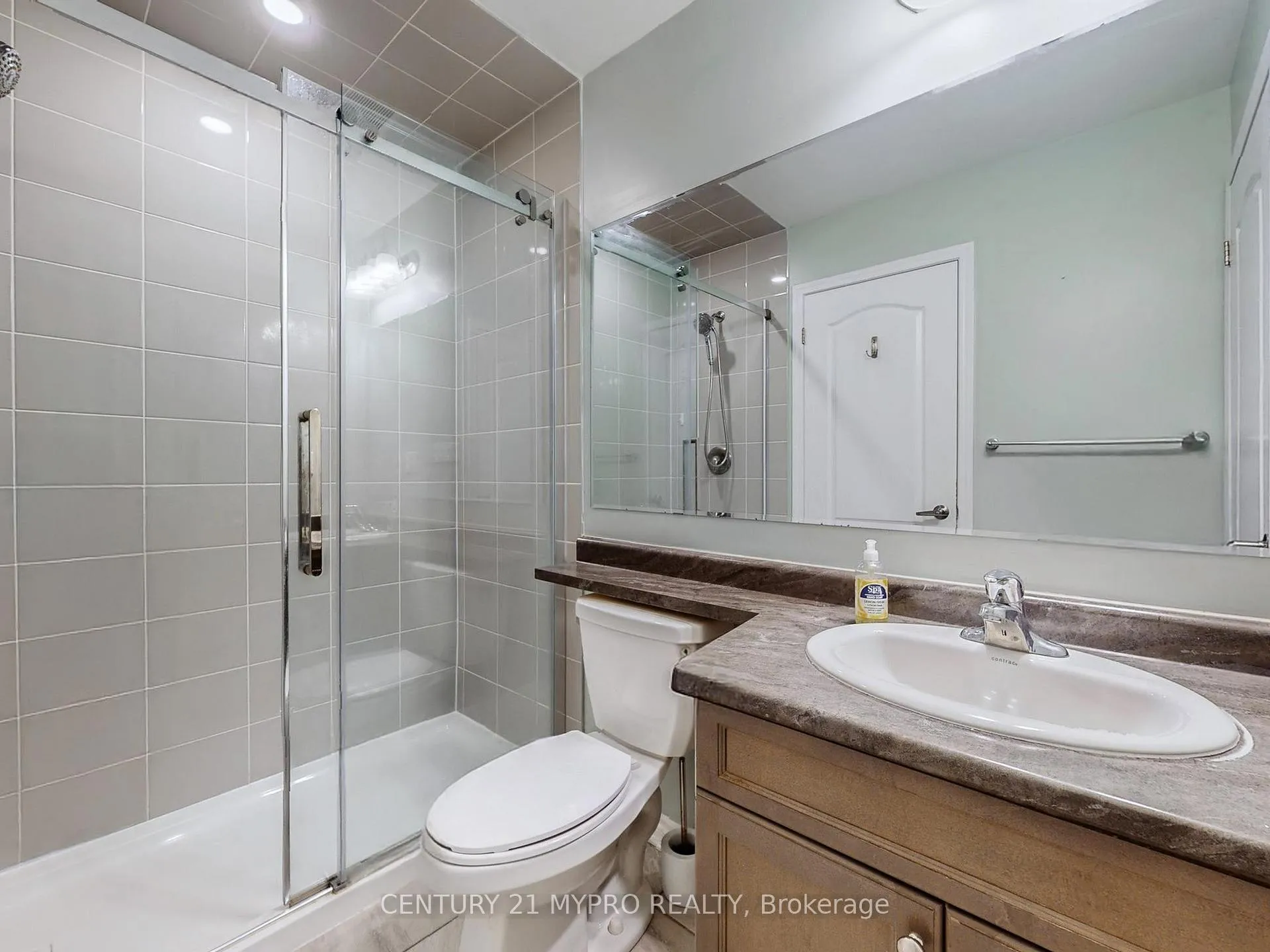 Photo 20 of 2513 Fall Harvest Crescent, Pickering, Rural Pickering — HOMEH