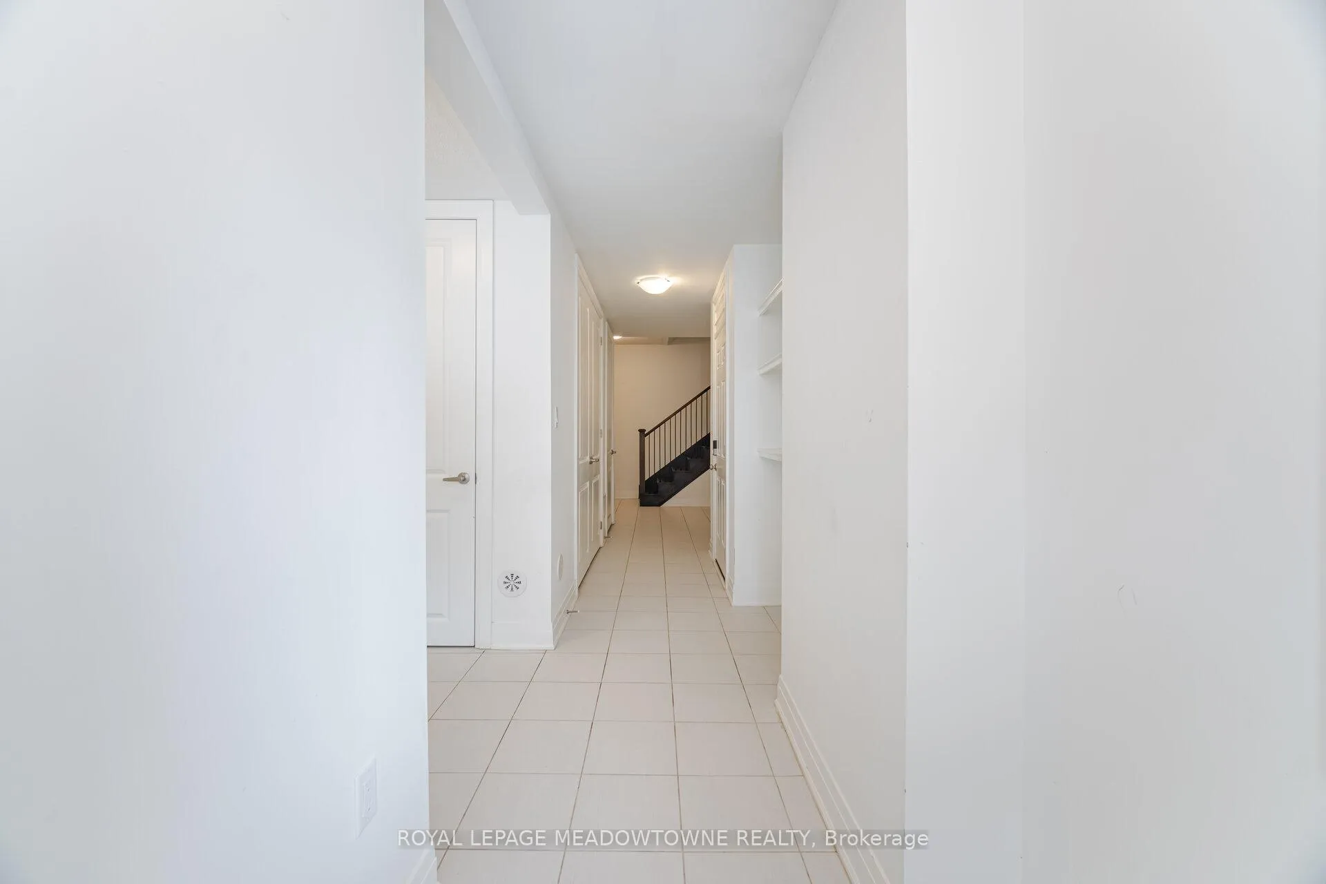 Photo 5 of 45 Melmar Street, Brampton, Northwest Brampton — HOMEH
