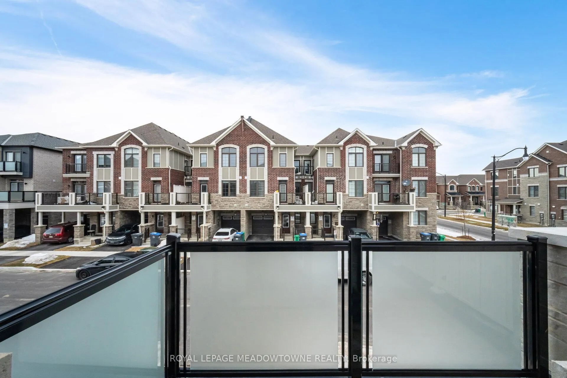 Photo 17 of 45 Melmar Street, Brampton, Northwest Brampton — HOMEH