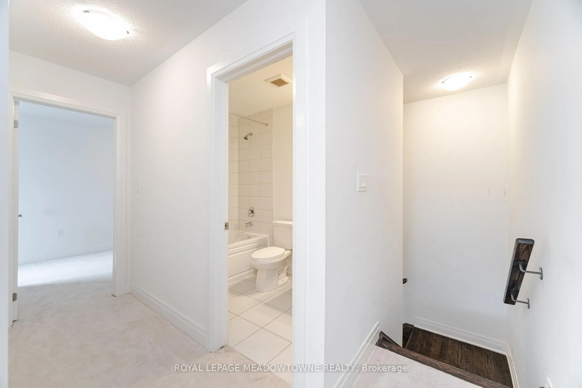 Photo 22 of 45 Melmar Street, Brampton, Northwest Brampton — HOMEH