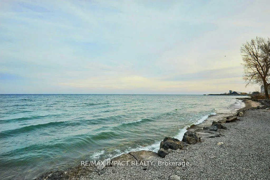 Photo 13 of 59 Cedar Crest Beach Road, Clarington, Bowmanville — HOMEH