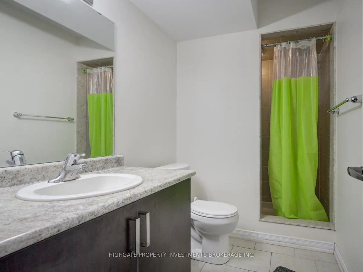 Photo 8 of Unit Lower, 418 Queen Mary Drive, Brampton, Fletcher's Meadow — HOMEH