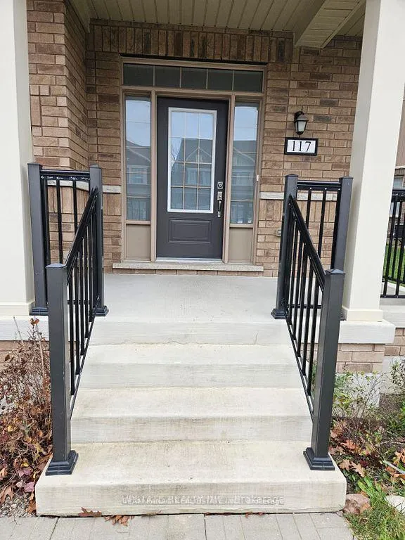 Photo 2 of 117 Donnan Drive, New Tecumseth, Tottenham — HOMEH