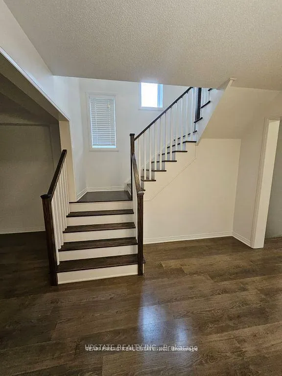 Photo 5 of 117 Donnan Drive, New Tecumseth, Tottenham — HOMEH