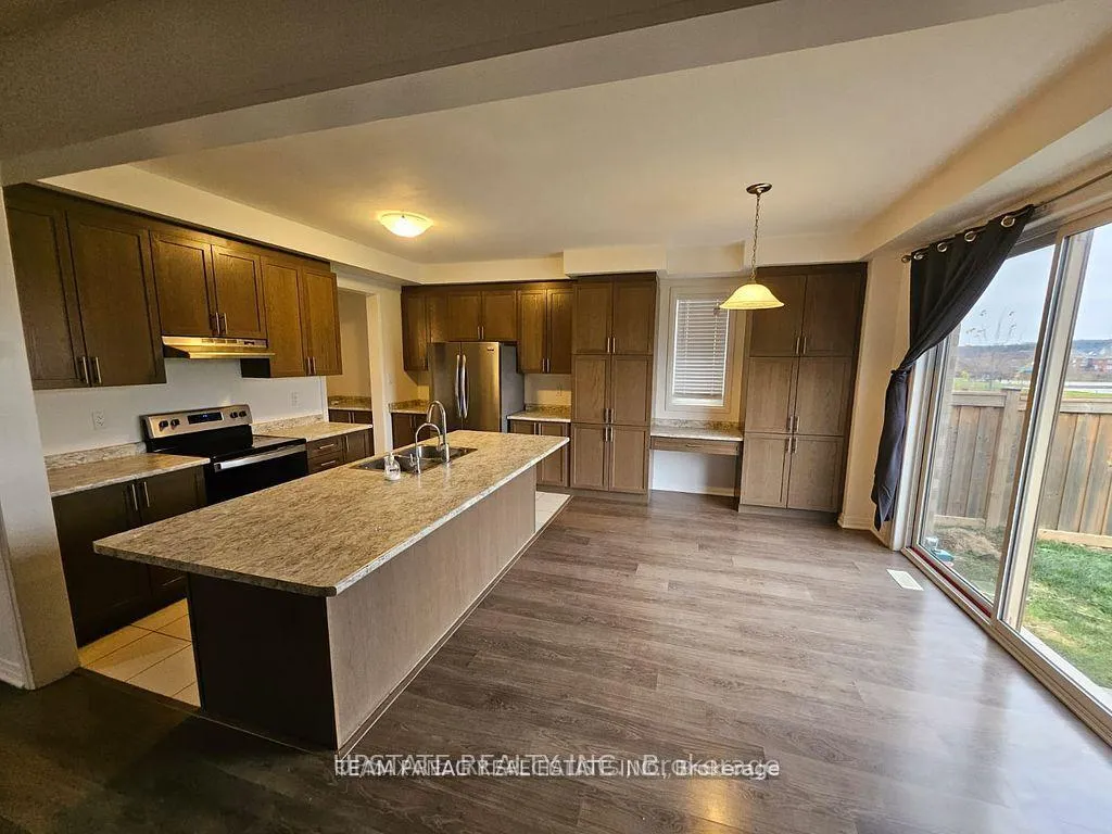 Photo 9 of 117 Donnan Drive, New Tecumseth, Tottenham — HOMEH