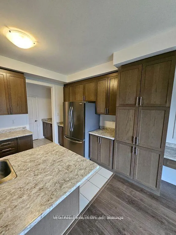 Photo 12 of 117 Donnan Drive, New Tecumseth, Tottenham — HOMEH