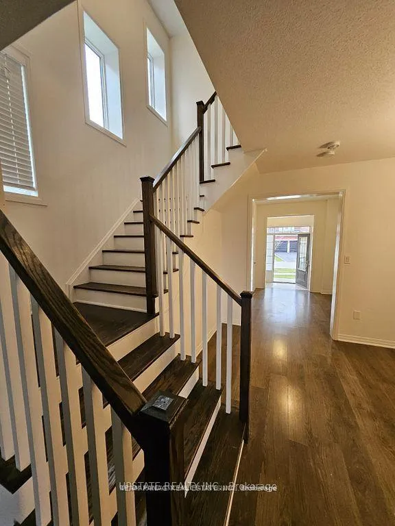 Photo 13 of 117 Donnan Drive, New Tecumseth, Tottenham — HOMEH