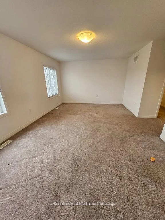 Photo 16 of 117 Donnan Drive, New Tecumseth, Tottenham — HOMEH