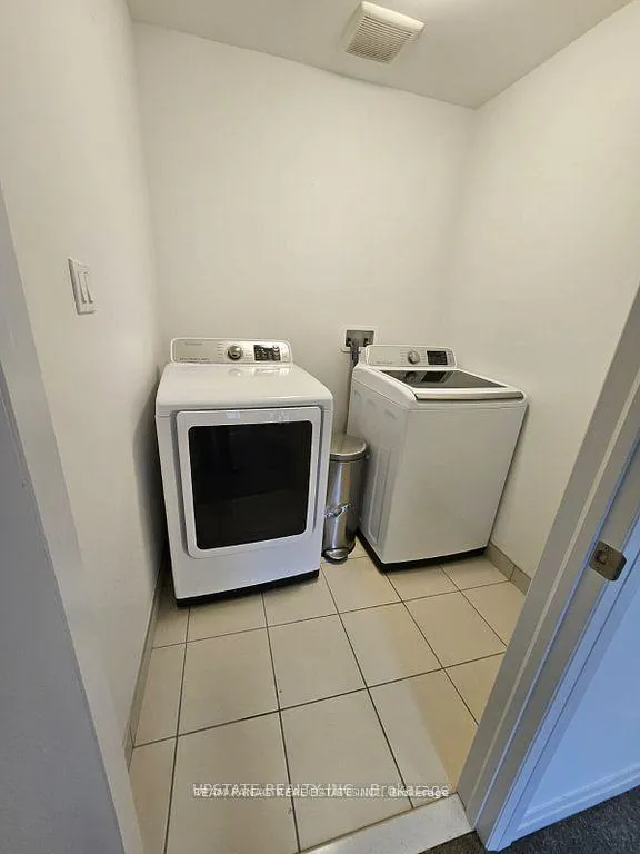 Photo 21 of 117 Donnan Drive, New Tecumseth, Tottenham — HOMEH