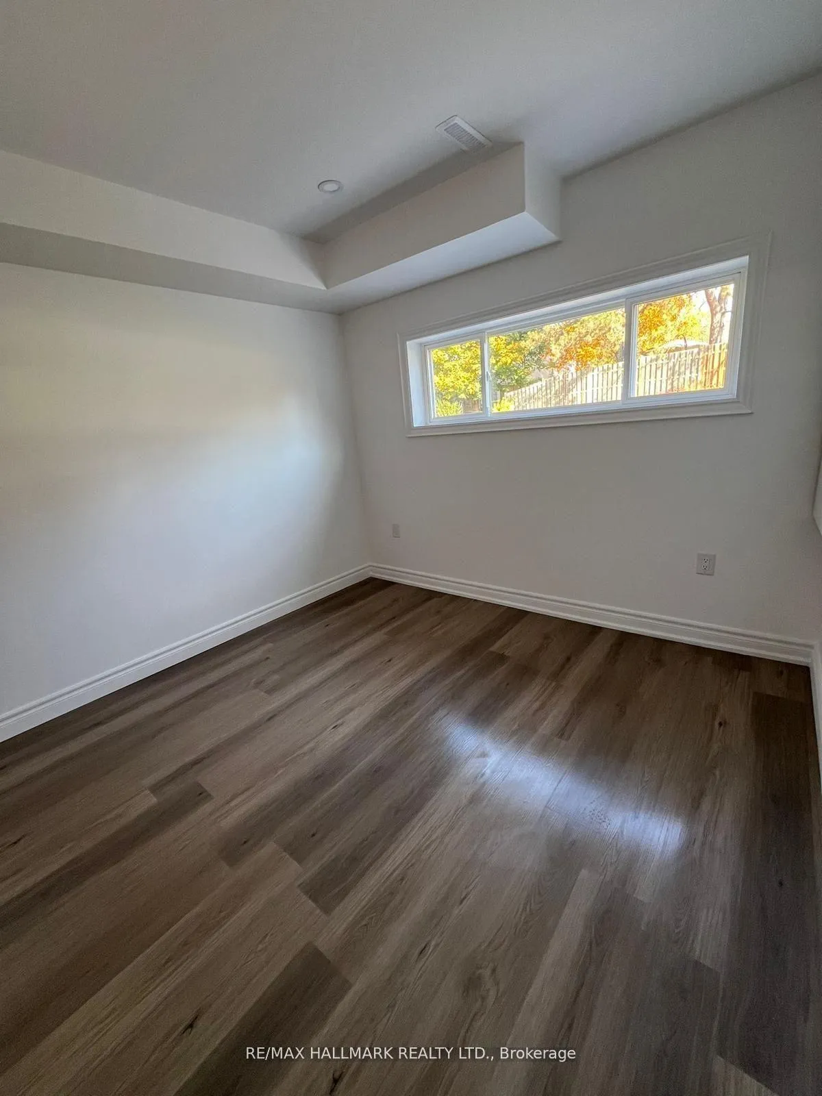 Photo 16 of Unit Bsmt, 6 Wiles Court, Aurora, Aurora Highlands — HOMEH