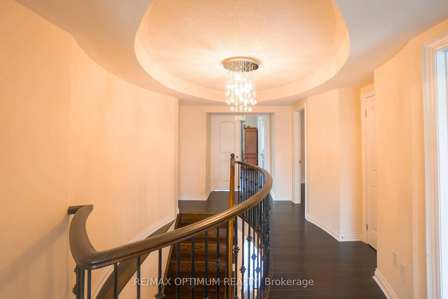 Photo 12 of 68 Impulse Circle, Brampton, Credit Valley — HOMEH