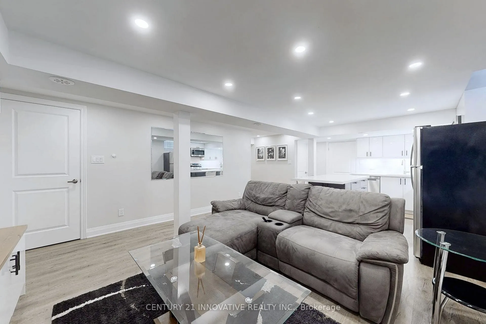 Photo 4 of 44 Bray Drive, Ajax, Central — HOMEH