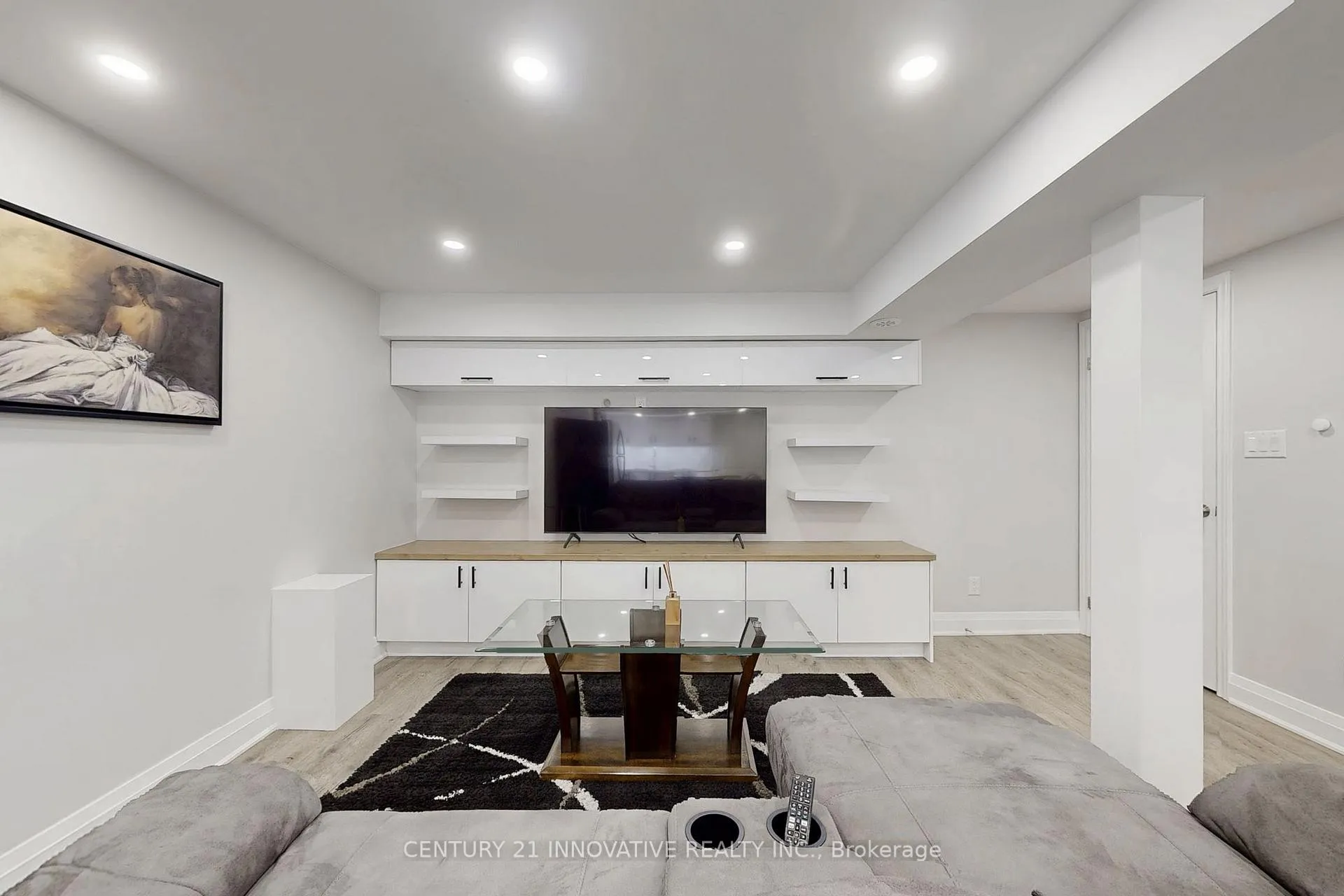 Photo 5 of 44 Bray Drive, Ajax, Central — HOMEH