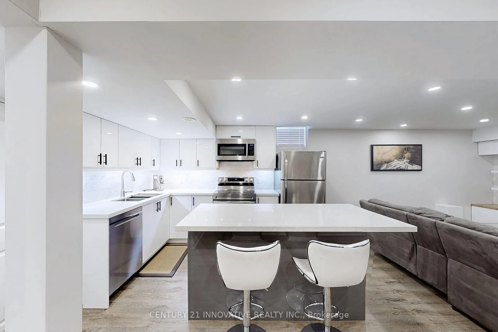 Photo 6 of 44 Bray Drive, Ajax, Central — HOMEH