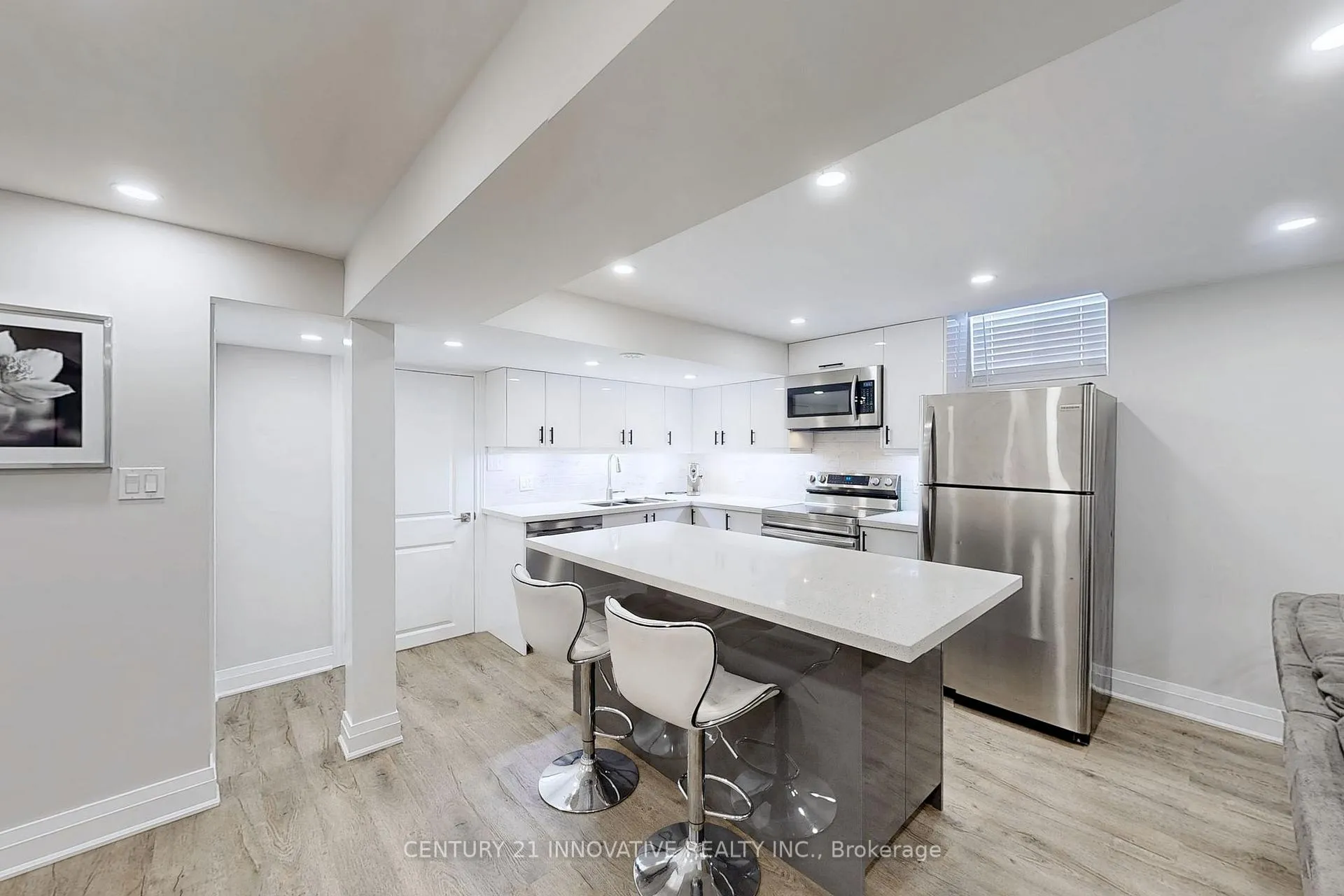 Photo 7 of 44 Bray Drive, Ajax, Central — HOMEH