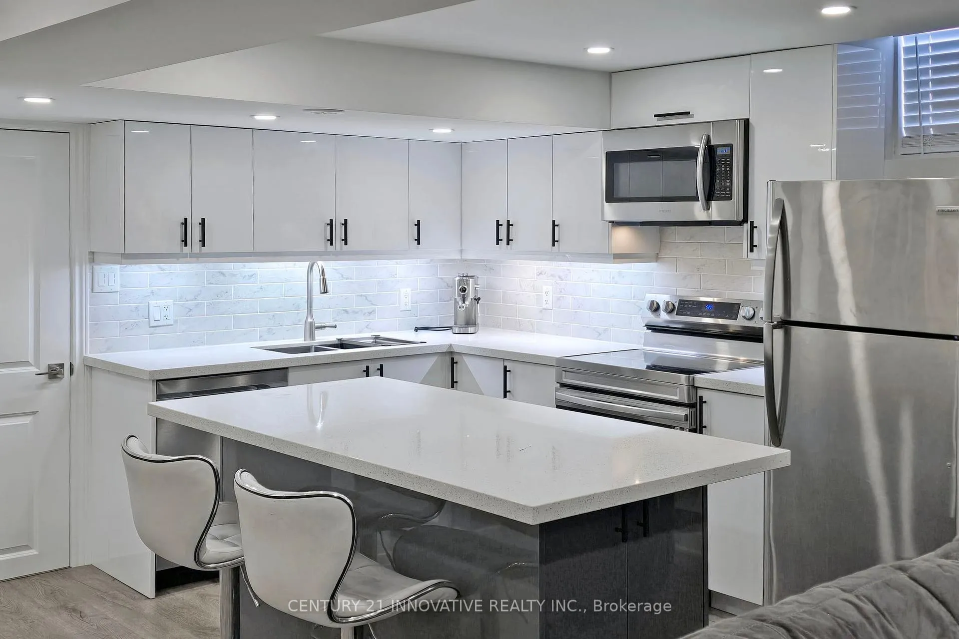 Photo 12 of 44 Bray Drive, Ajax, Central — HOMEH