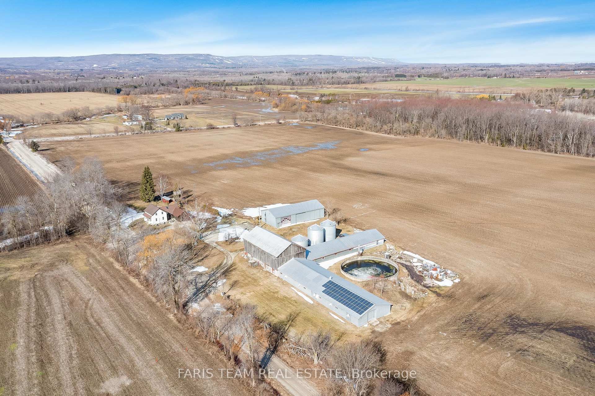 Photo 1 of 6988 30/31 Sideroad Nottawasaga, Clearview, Stayner — HOMEH