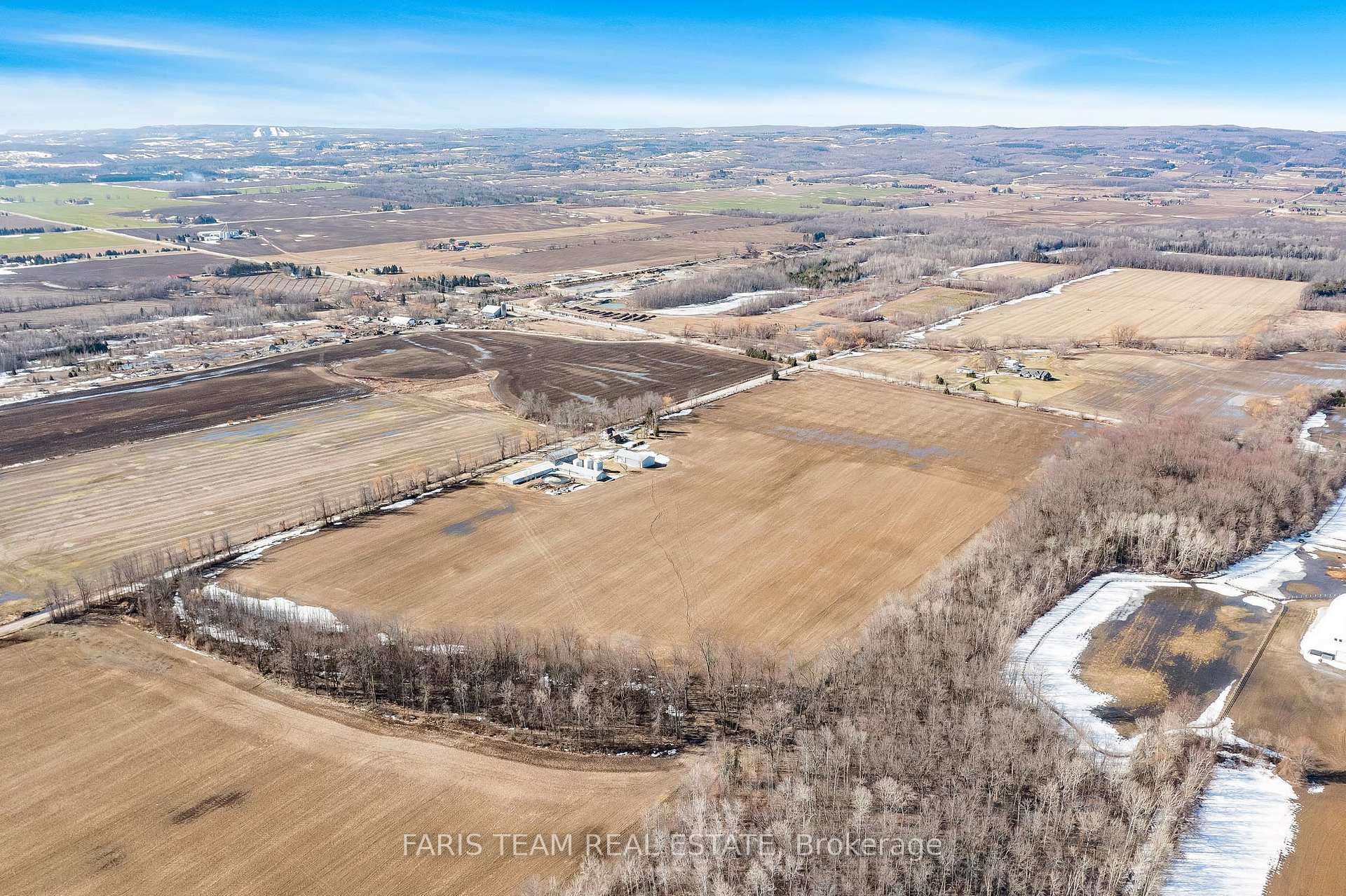 Photo 4 of 6988 30/31 Sideroad Nottawasaga, Clearview, Stayner — HOMEH
