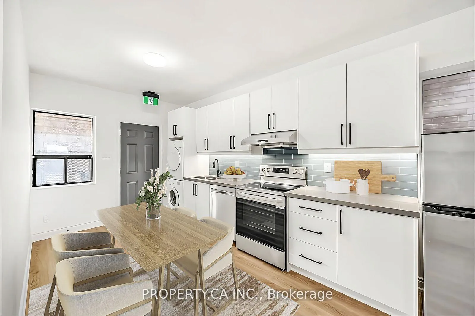 Photo 2 of Unit Upper, 630 Vaughan Road, Toronto, Oakwood Village — HOMEH