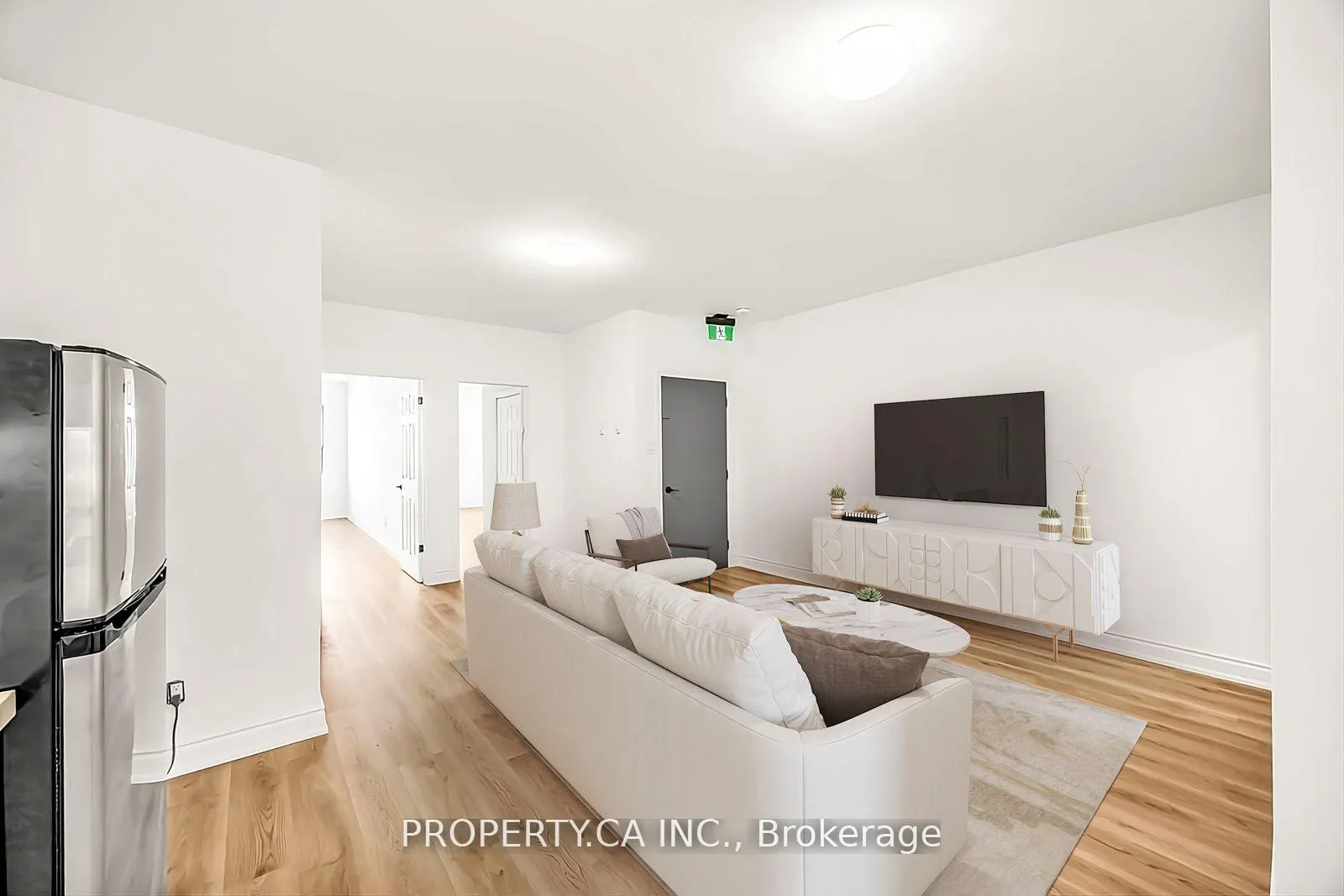 Photo 3 of Unit Upper, 630 Vaughan Road, Toronto, Oakwood Village — HOMEH