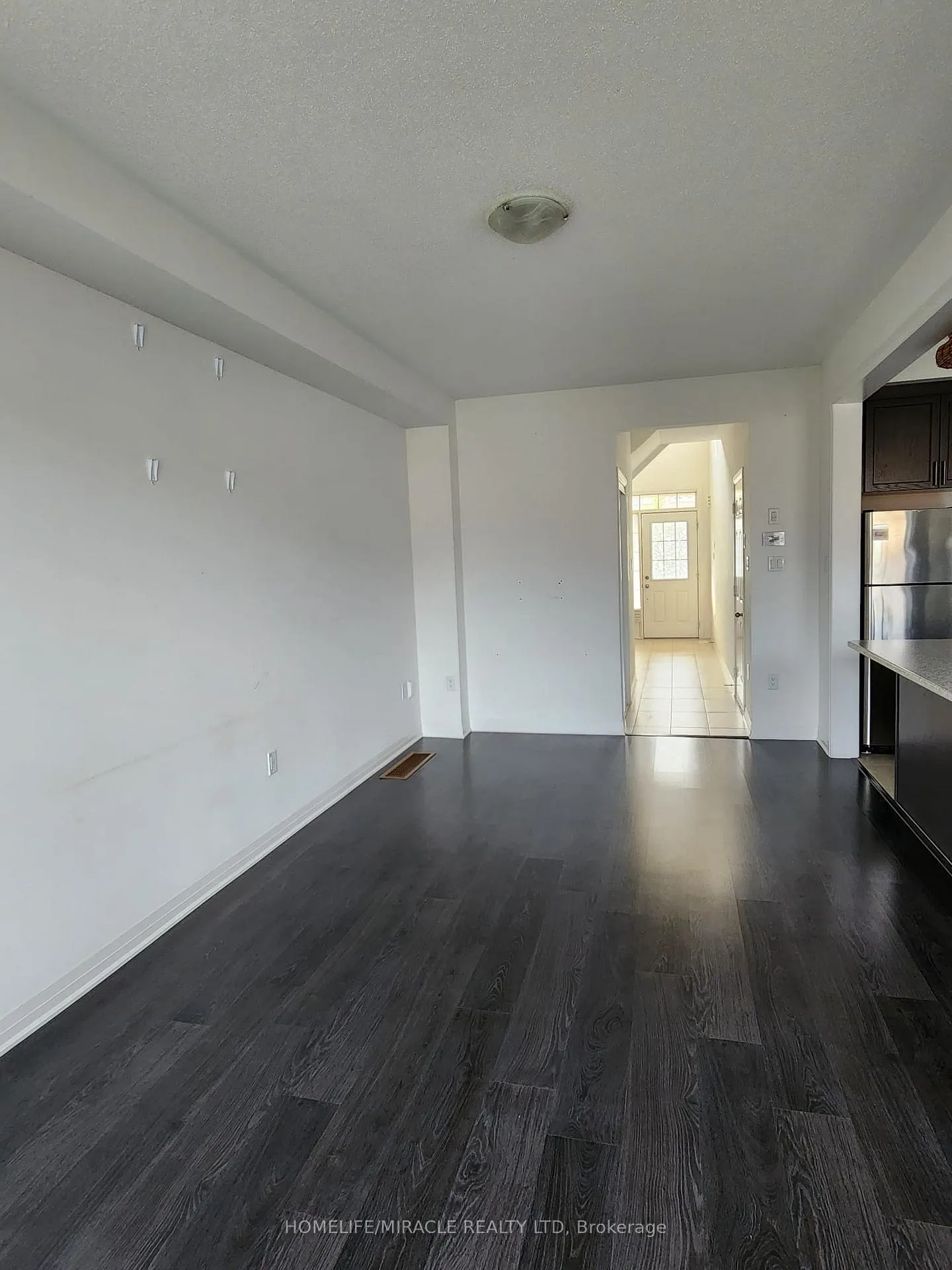 Photo 4 of 55 Donnan Drive, New Tecumseth, Tottenham — HOMEH