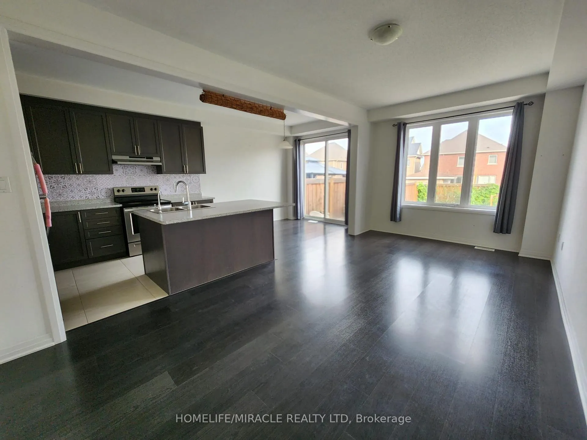 Photo 14 of 55 Donnan Drive, New Tecumseth, Tottenham — HOMEH