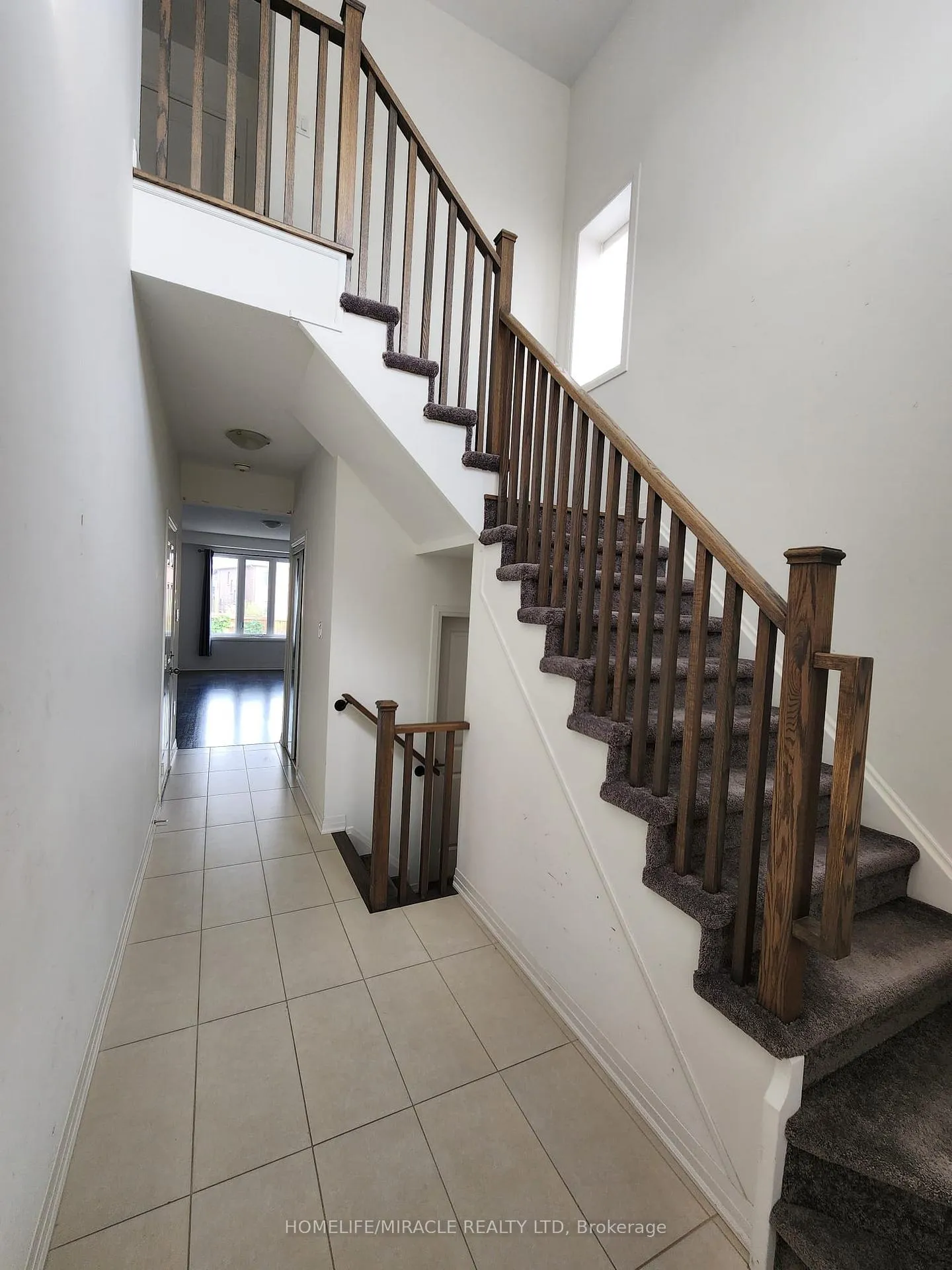 Photo 16 of 55 Donnan Drive, New Tecumseth, Tottenham — HOMEH