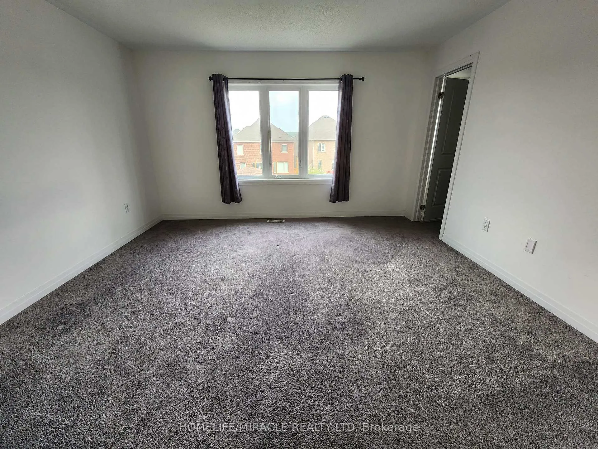 Photo 24 of 55 Donnan Drive, New Tecumseth, Tottenham — HOMEH