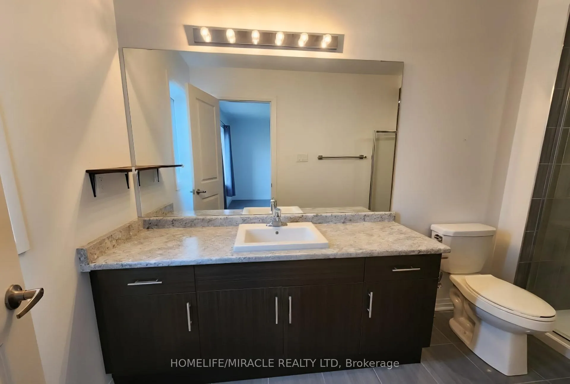 Photo 26 of 55 Donnan Drive, New Tecumseth, Tottenham — HOMEH