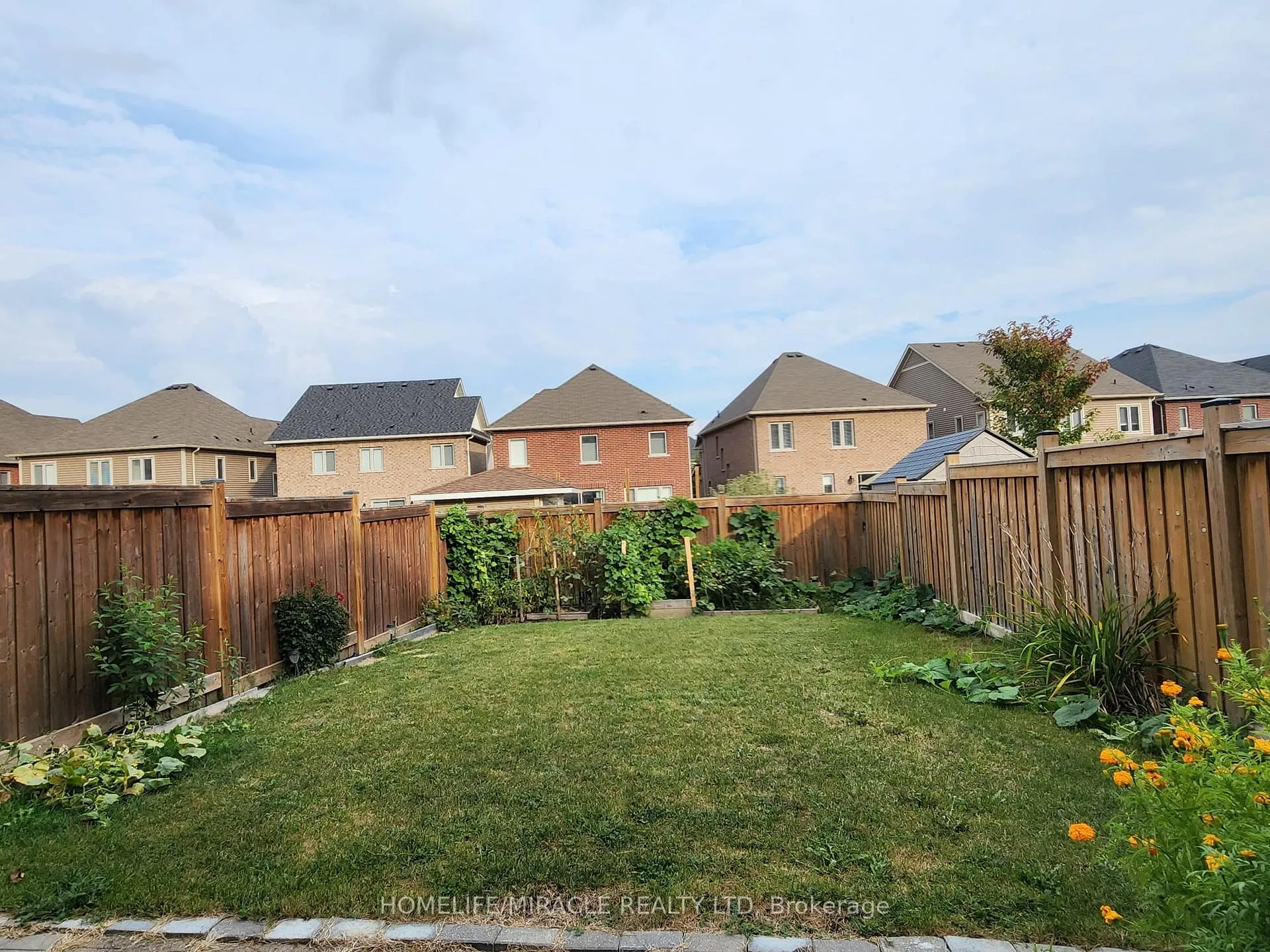 Photo 30 of 55 Donnan Drive, New Tecumseth, Tottenham — HOMEH