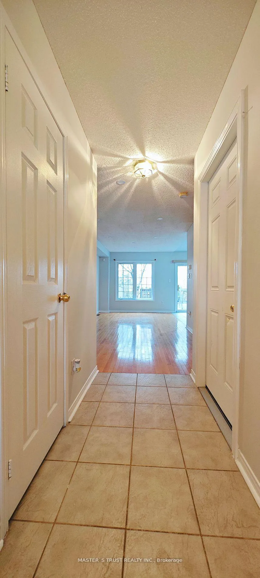 Photo 2 of 26 Billingsley Crescent, Markham, Cedarwood — HOMEH