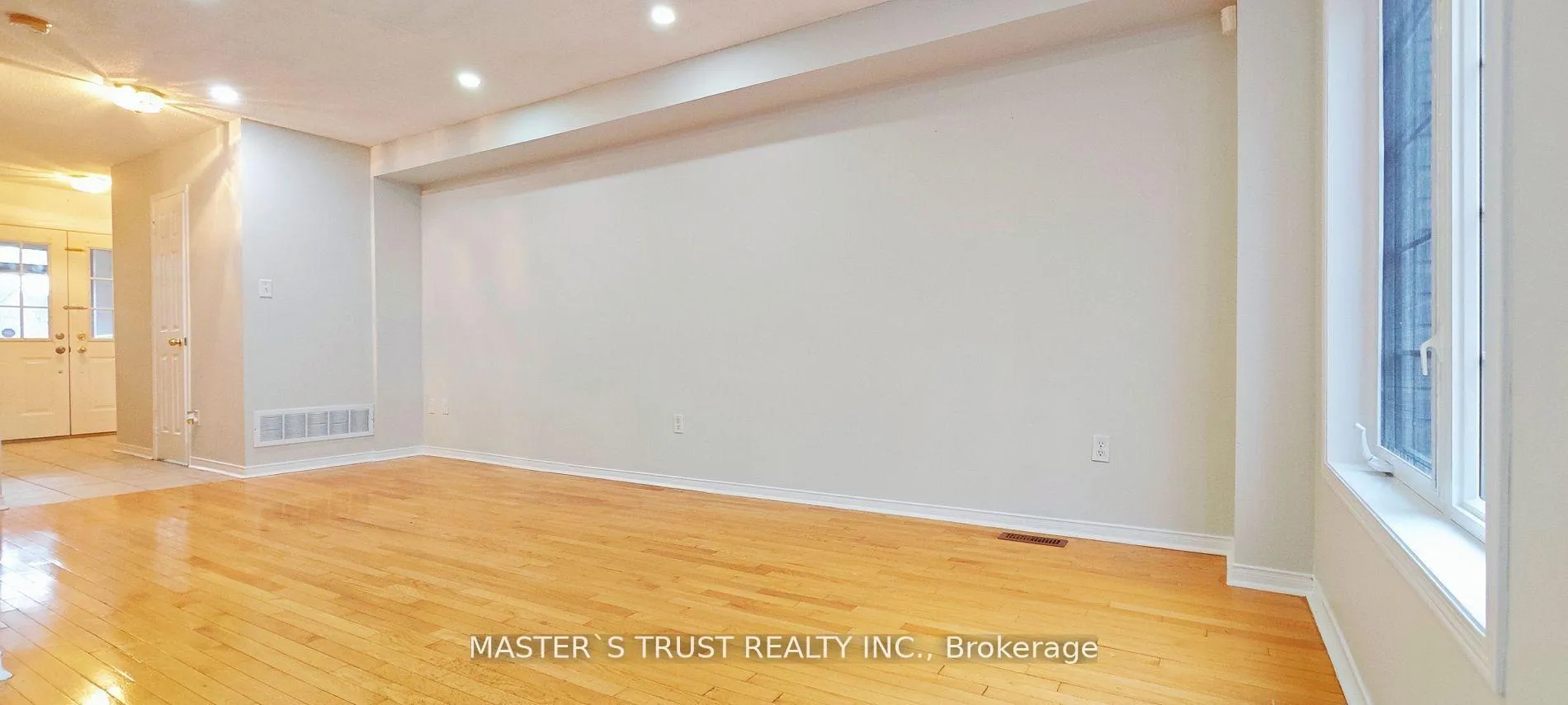 Photo 6 of 26 Billingsley Crescent, Markham, Cedarwood — HOMEH