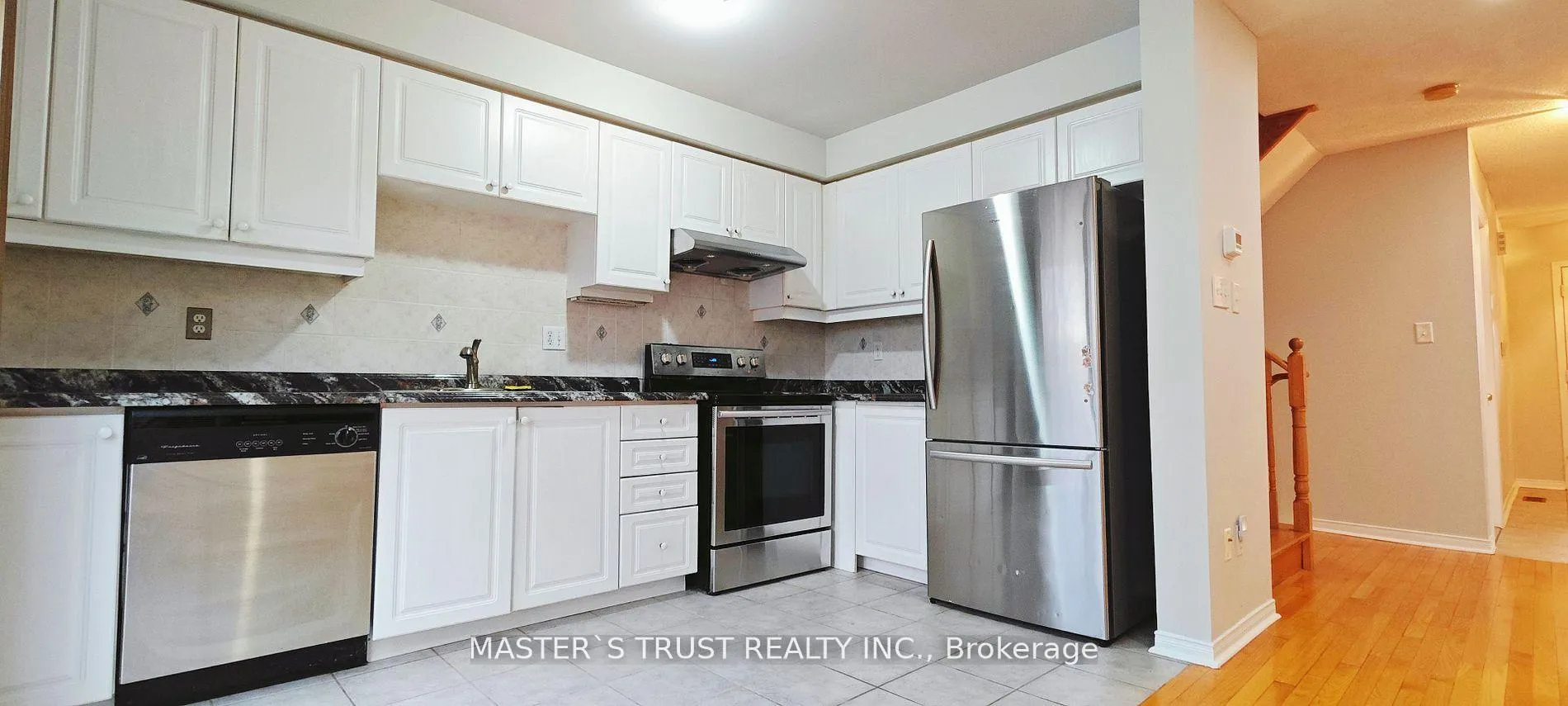 Photo 8 of 26 Billingsley Crescent, Markham, Cedarwood — HOMEH