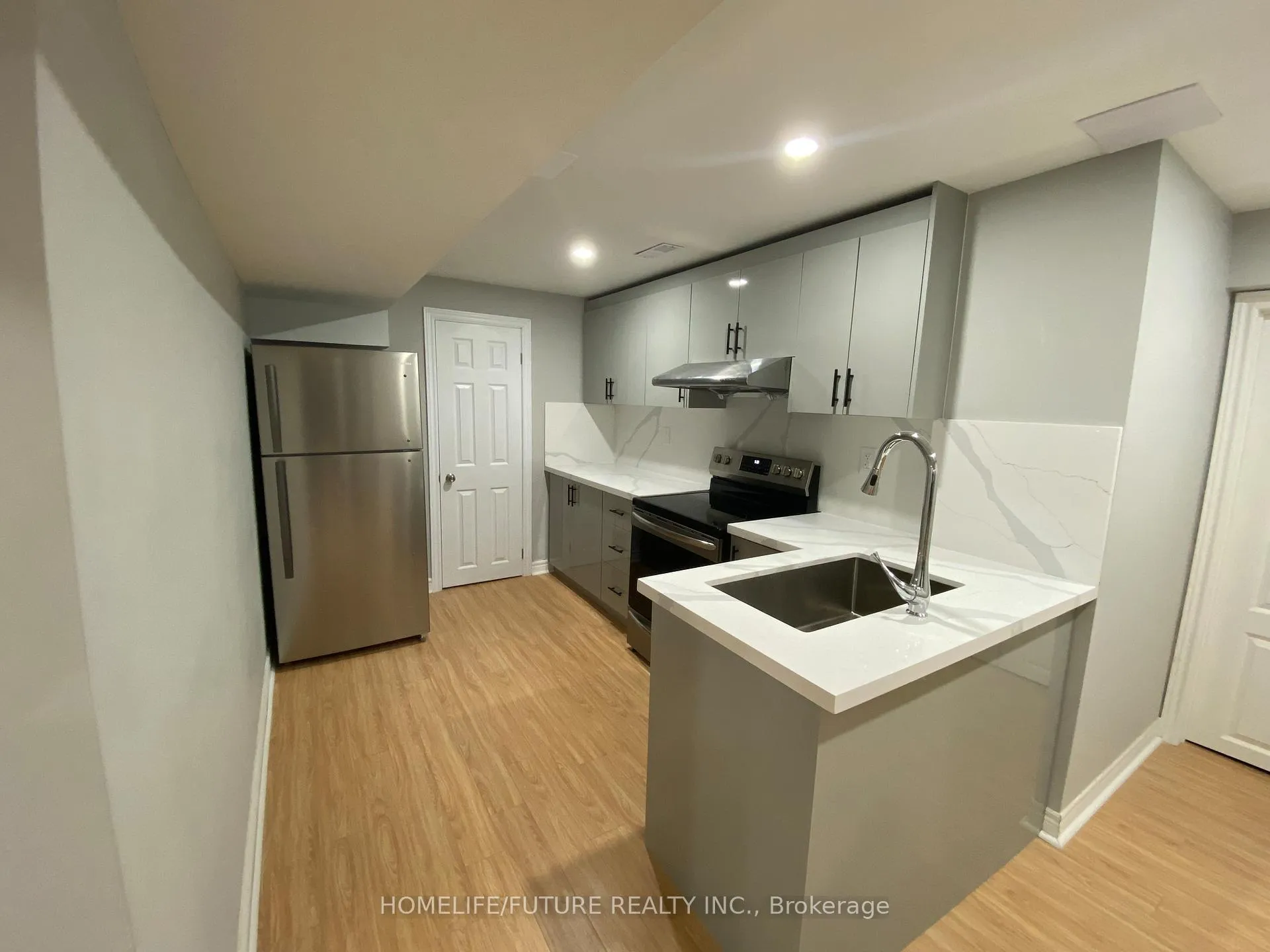 Photo 2 of Unit Bsmt, 24 Temple-West Crescent, Ajax, Northwest Ajax — HOMEH