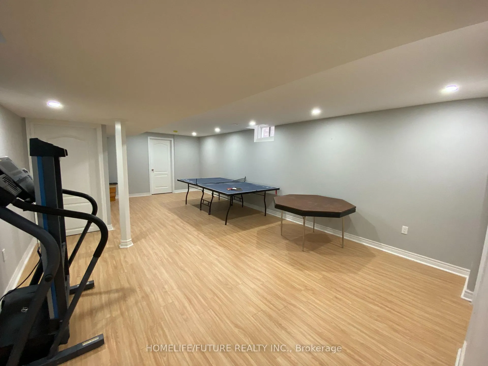 Photo 4 of Unit Bsmt, 24 Temple-West Crescent, Ajax, Northwest Ajax — HOMEH