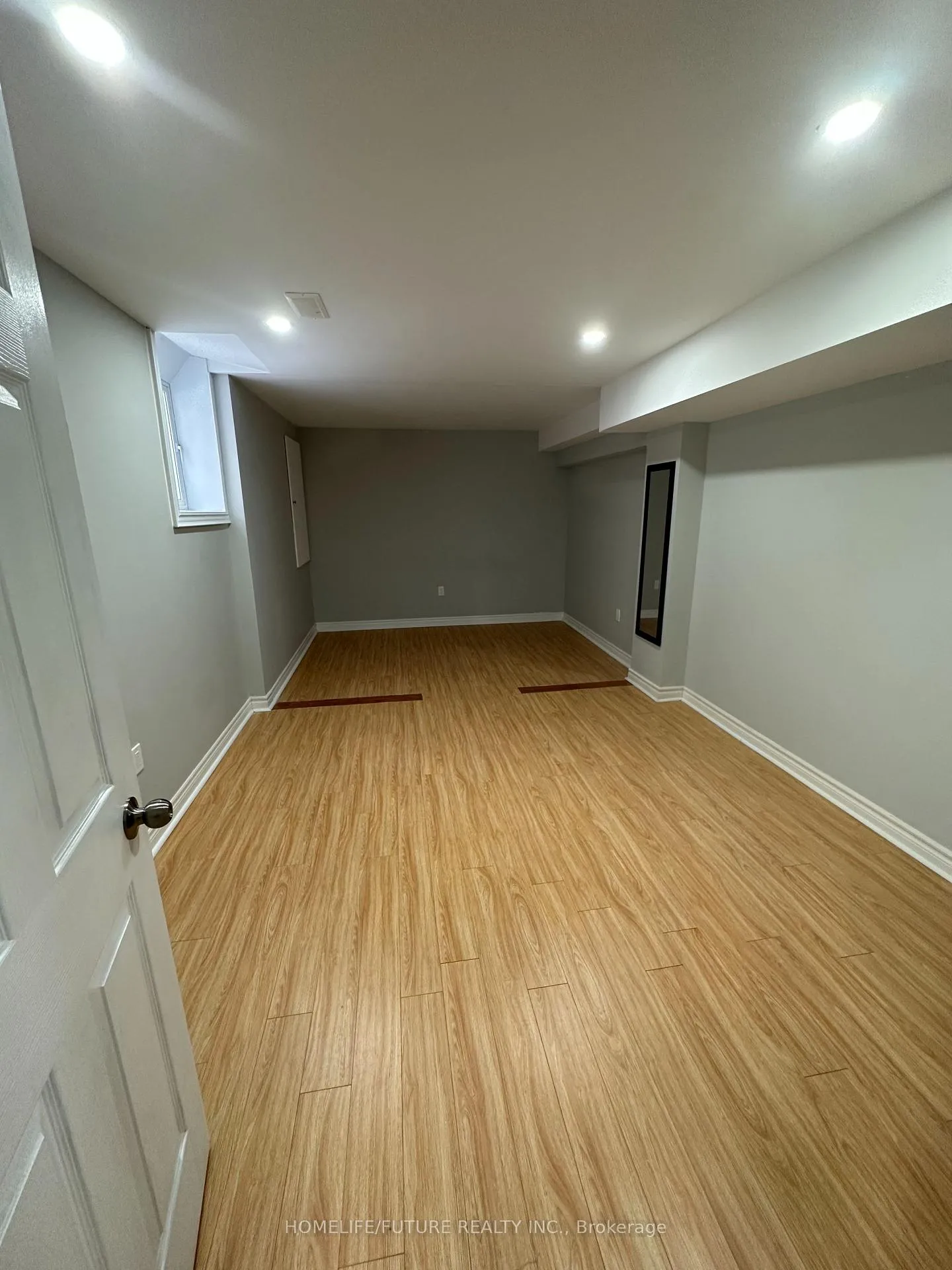 Photo 6 of Unit Bsmt, 24 Temple-West Crescent, Ajax, Northwest Ajax — HOMEH