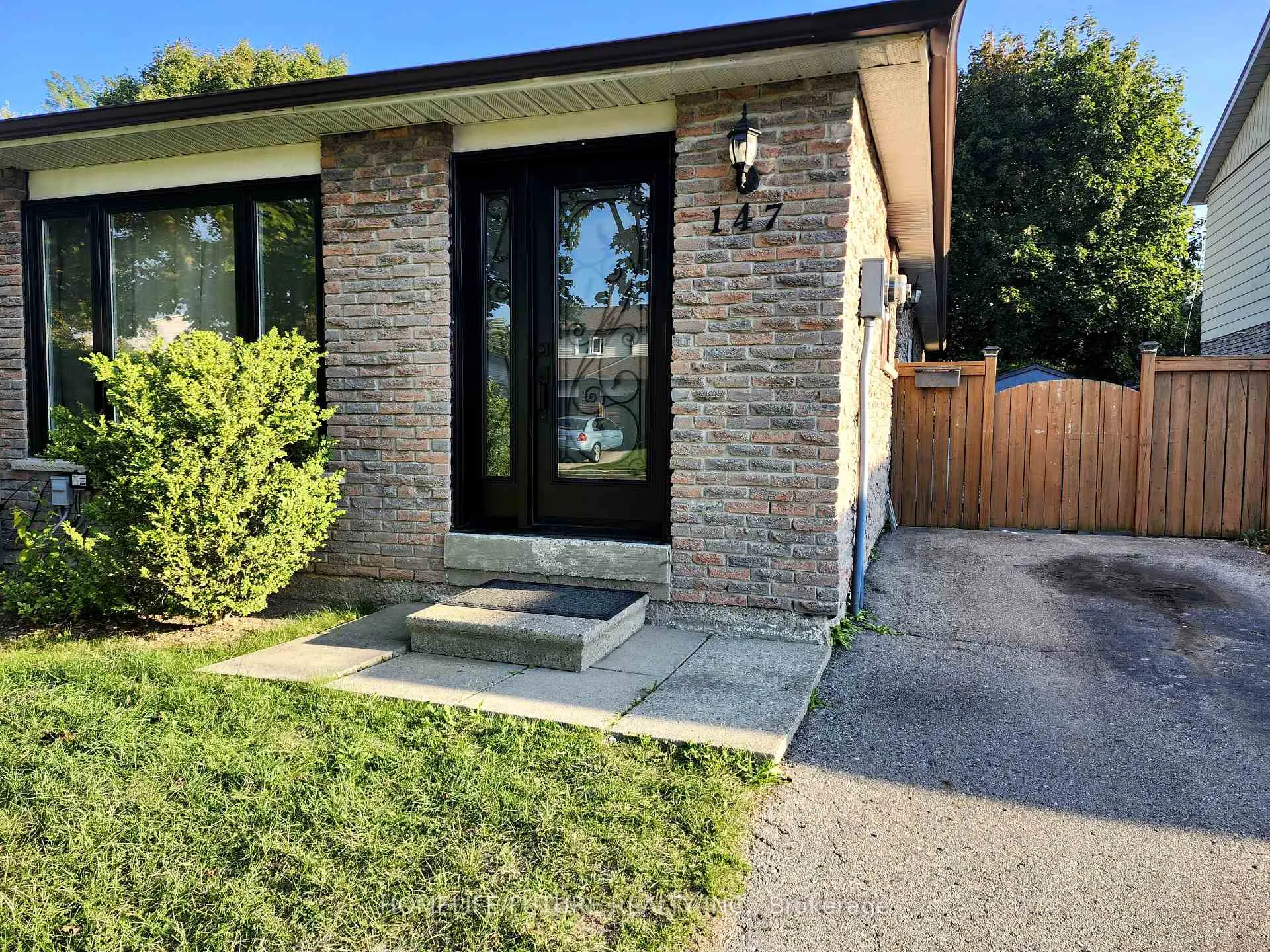 Front of 147 Quantrell Trail