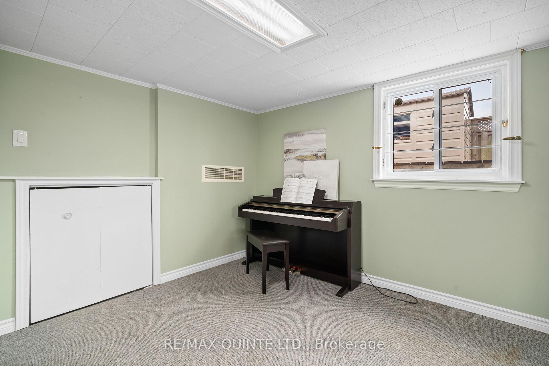 Photo 25 of 211 Haig Road, Belleville — HOMEH
