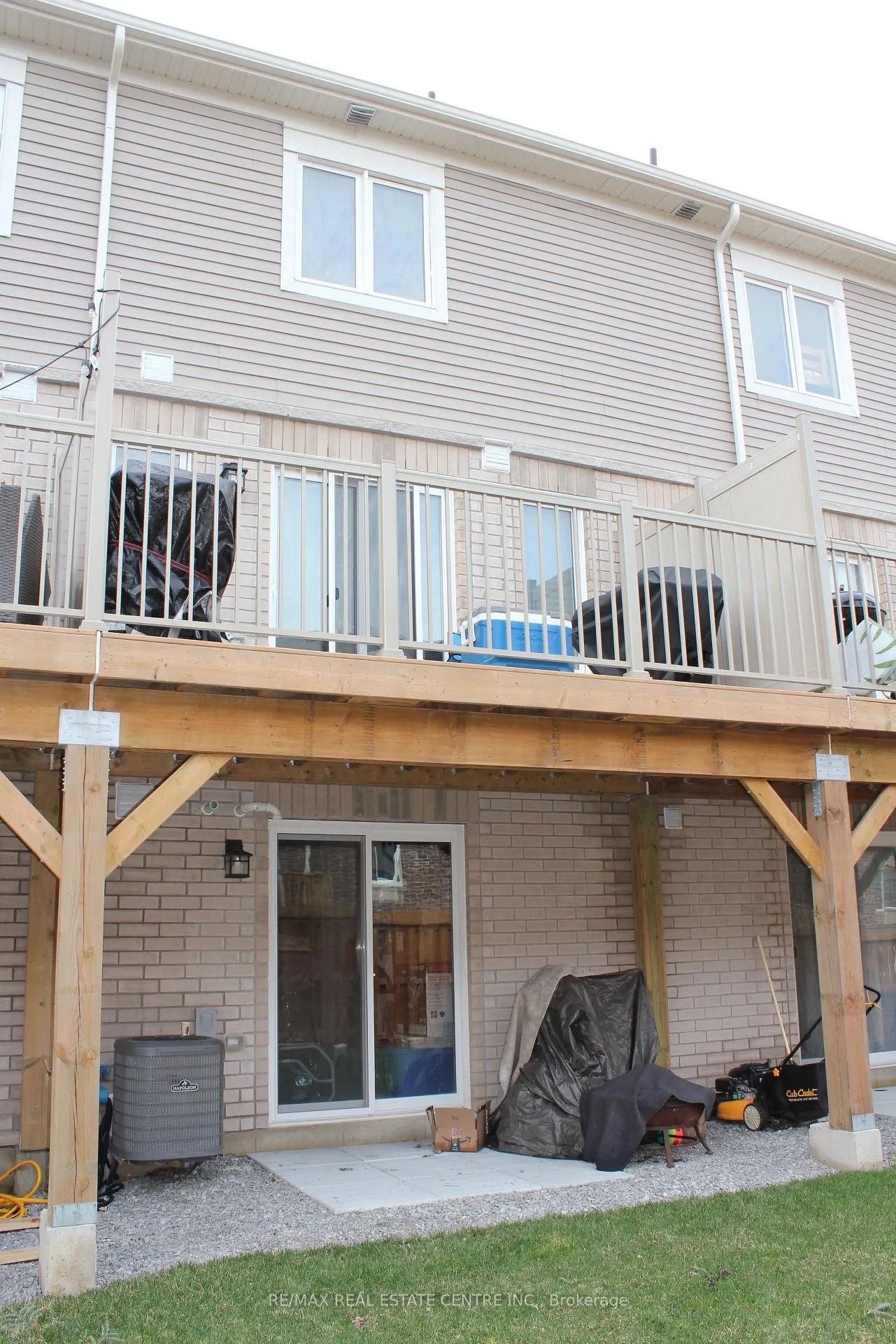 Photo 31 of 22 Wagon Lane, Barrie, Innis-Shore — HOMEH