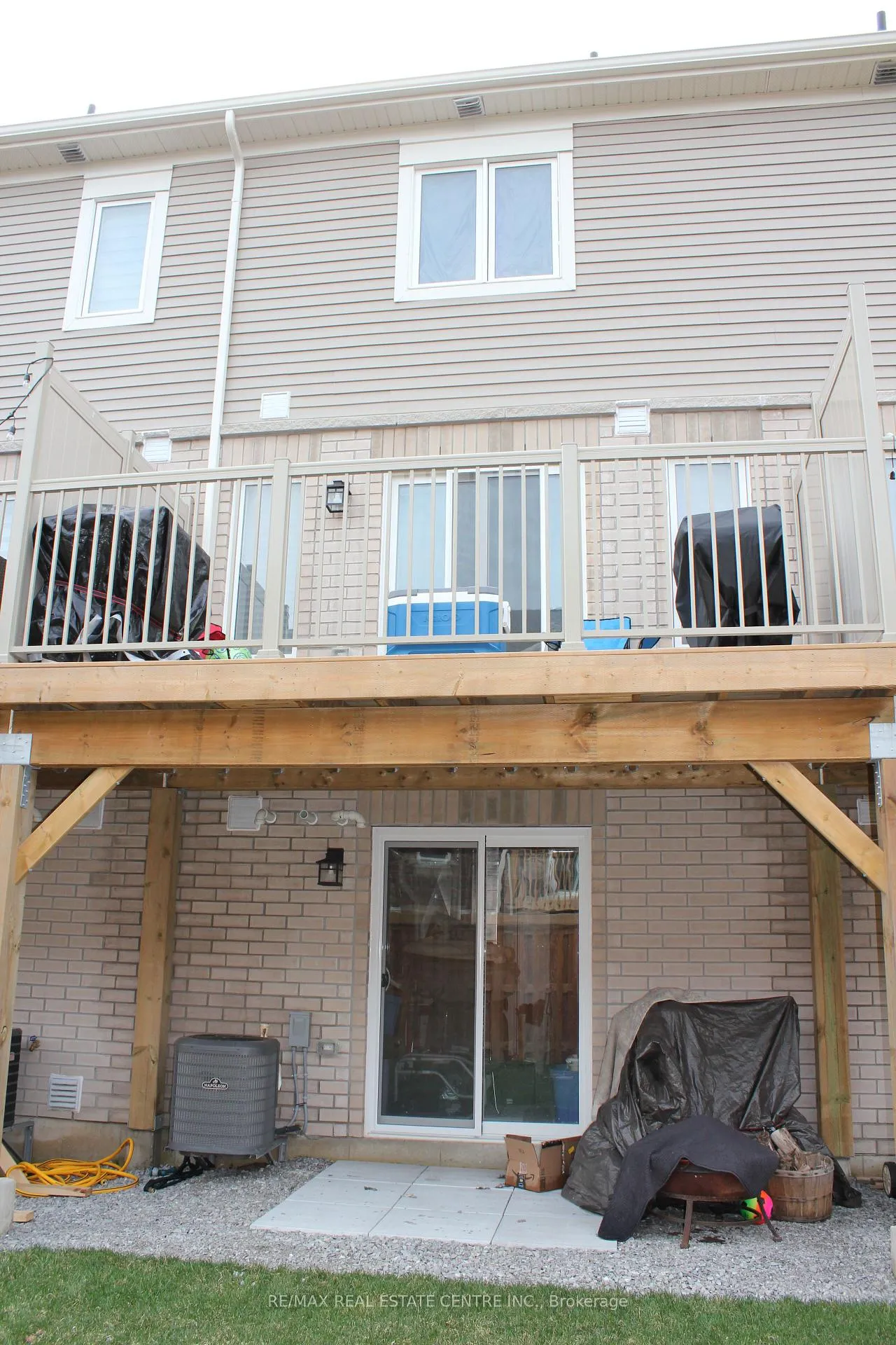 Photo 32 of 22 Wagon Lane, Barrie, Innis-Shore — HOMEH
