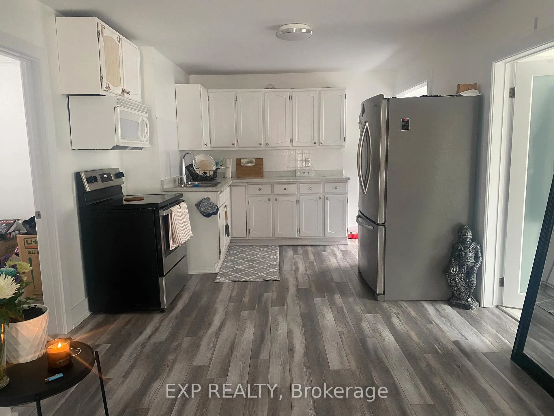 Photo 3 of 4620 Lee Avenue, Niagara Falls, Ascot — HOMEH