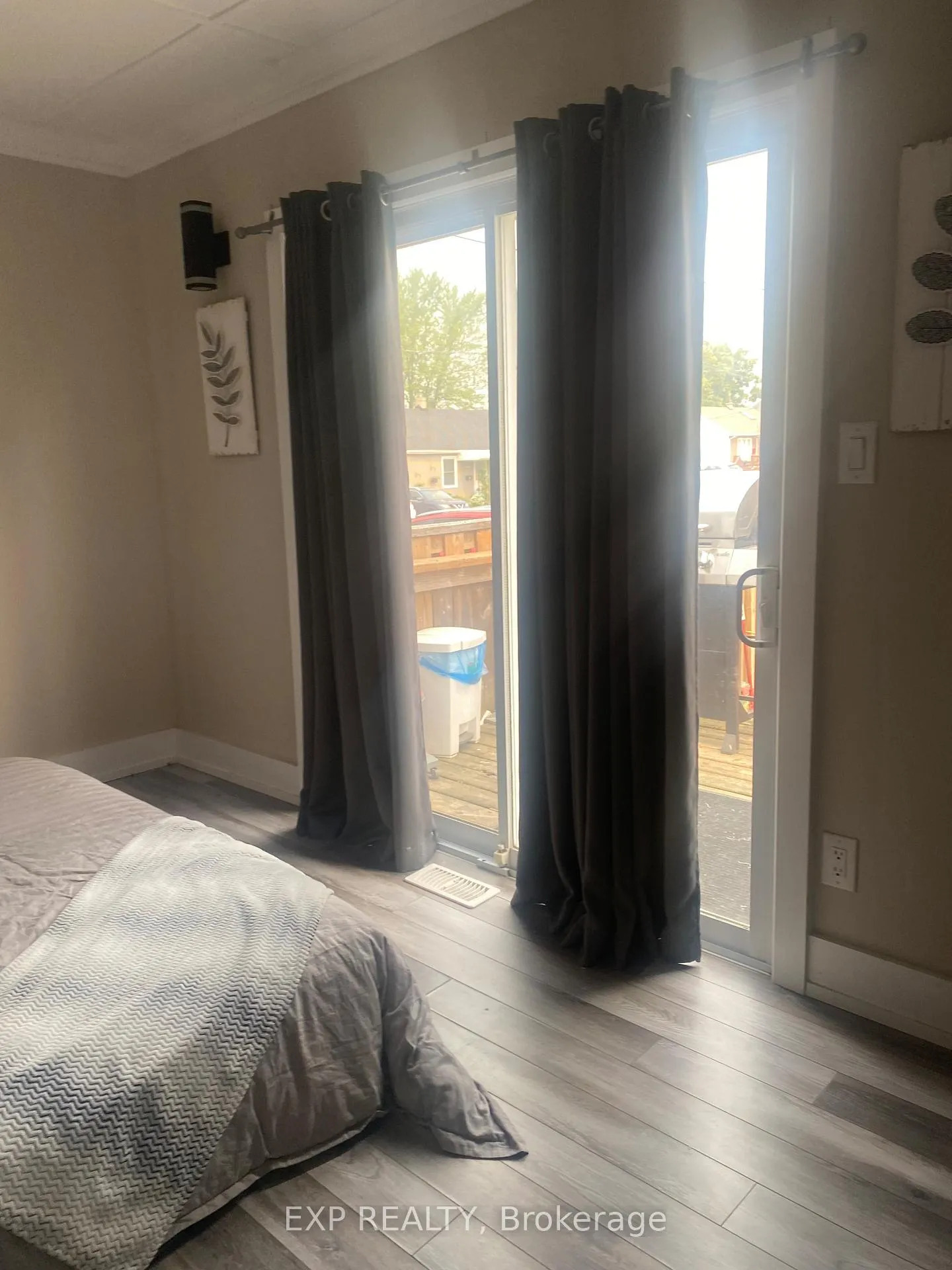 Photo 8 of 4620 Lee Avenue, Niagara Falls, Ascot — HOMEH