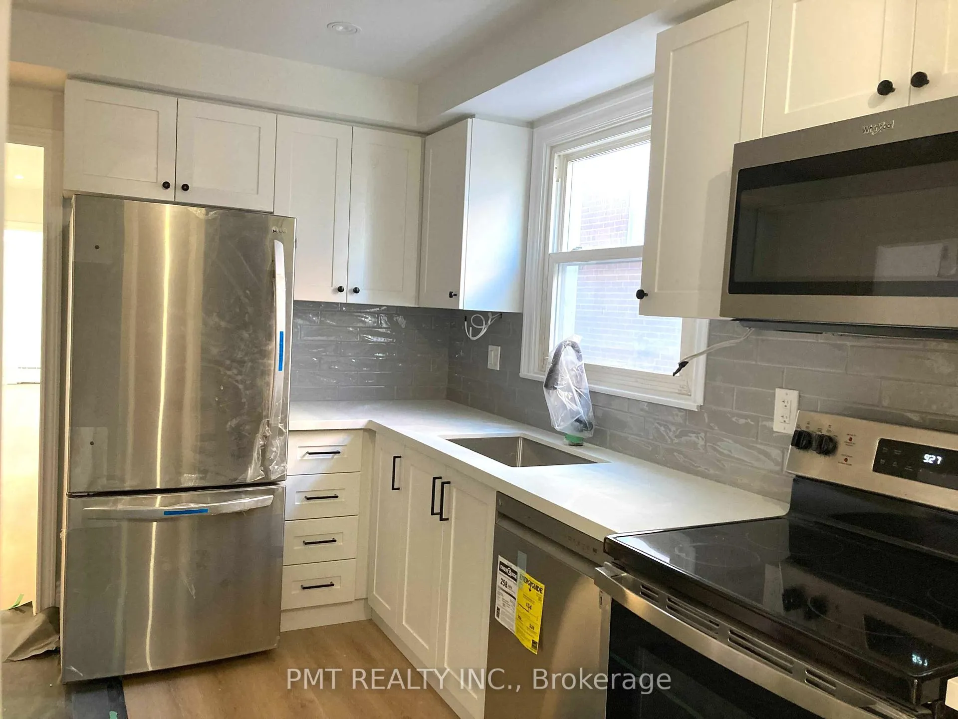 Photo 6 of Unit 2, 598 Lauder Avenue, Toronto, Oakwood Village — HOMEH