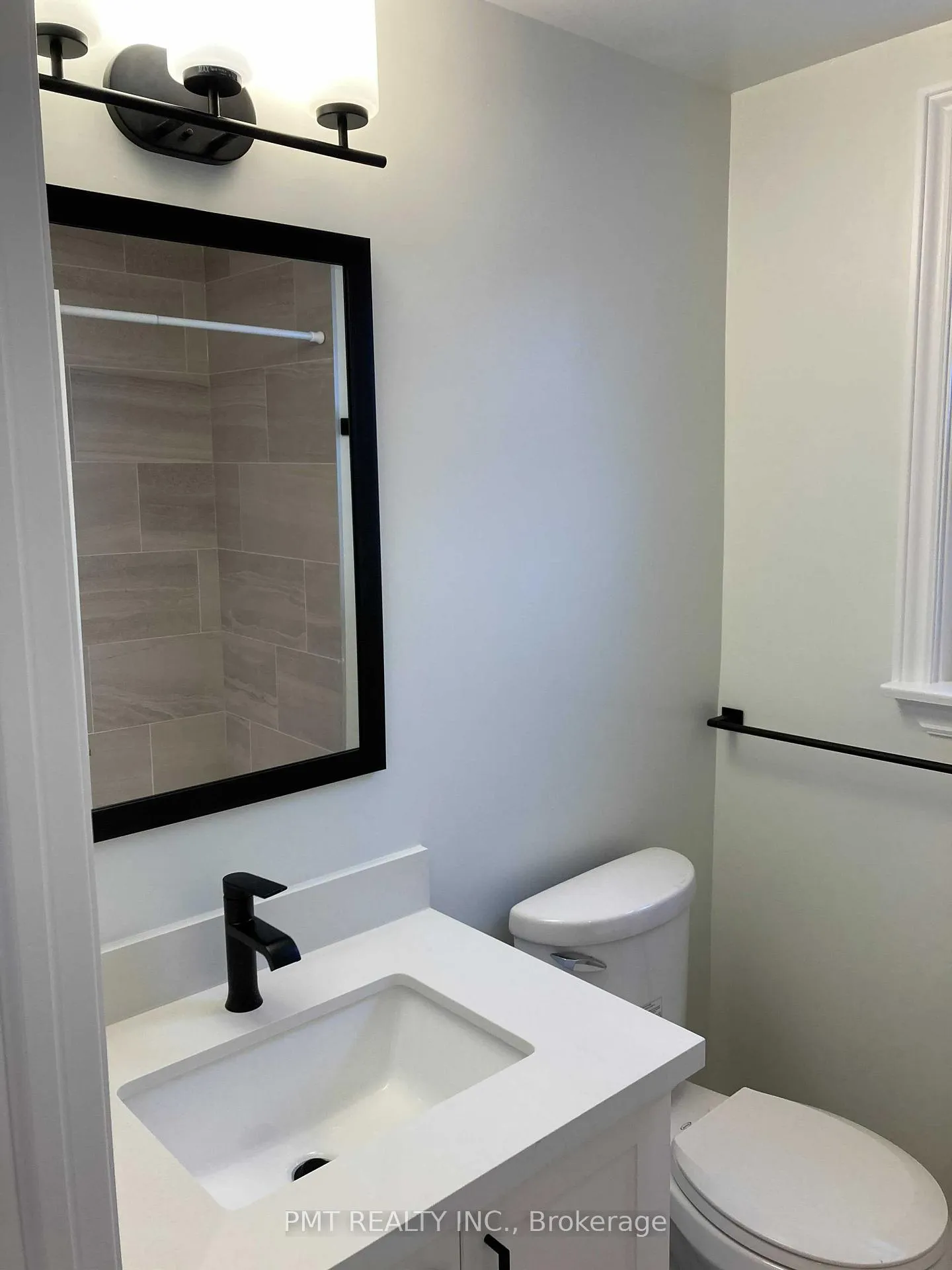 Photo 12 of Unit 2, 598 Lauder Avenue, Toronto, Oakwood Village — HOMEH